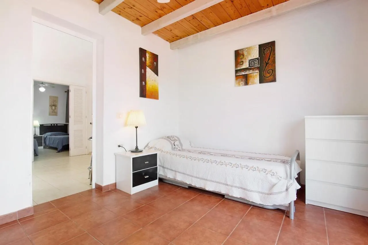 Beautiful 3 Bed Apartment Caleta De Fuste